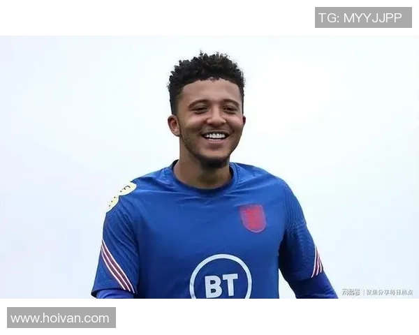 桑乔的崛起与挑战：从天才少年到足球场上的闪耀明星